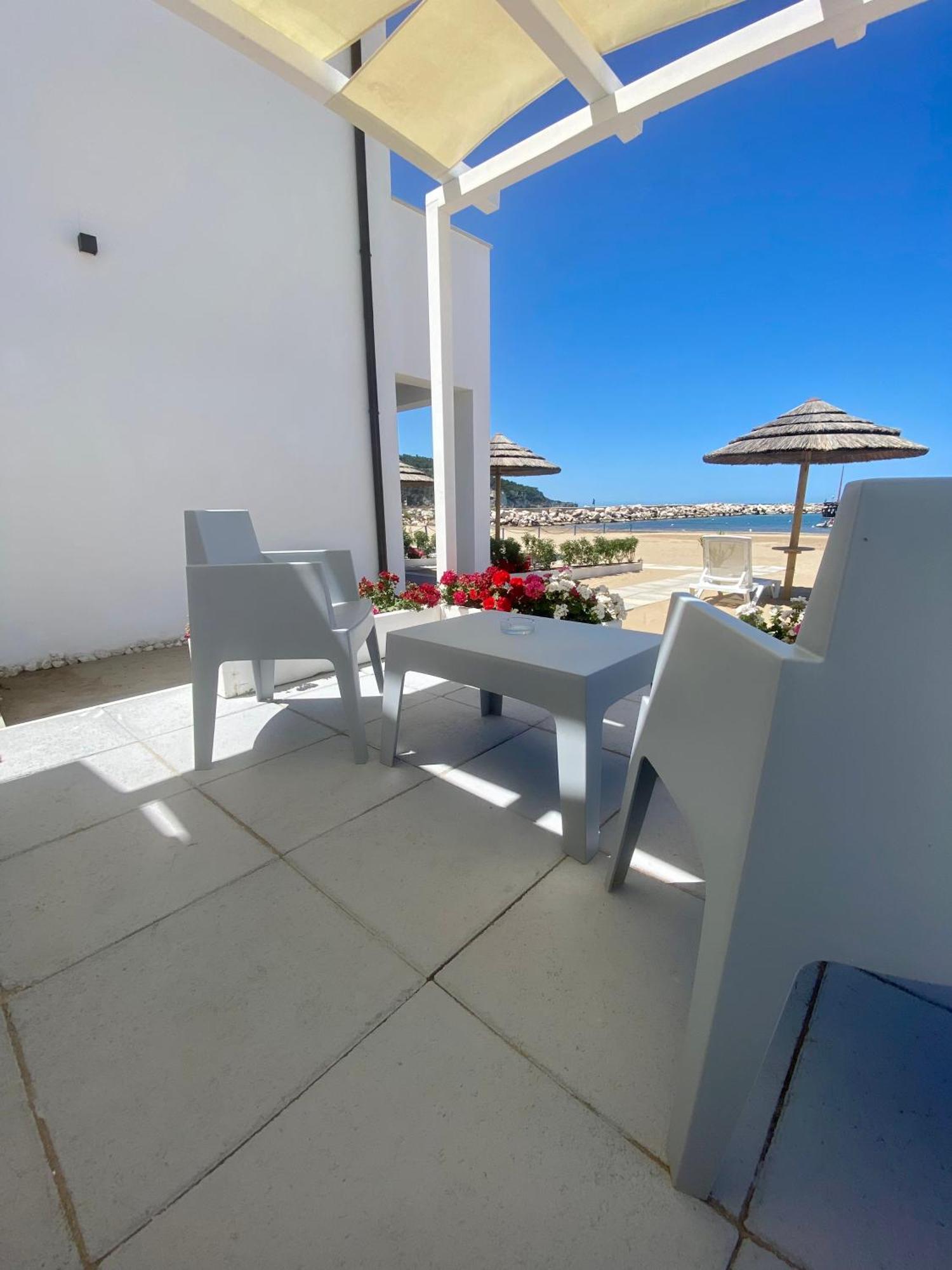 Marina Bay Beach Hotel Peschici Zewnętrze zdjęcie